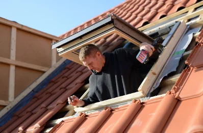 Pose de fenêtres de toit Velux à Champlitte